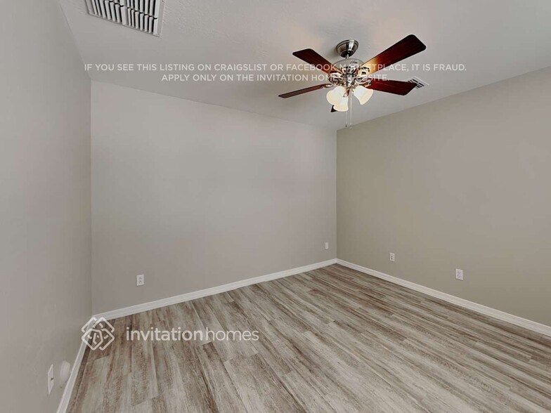 Building Photo - 26412 N 53rd Glen