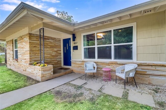 Building Photo - 1807 Princeton Ave