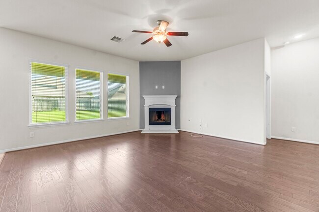 Building Photo - 1535 Heartwood Dr