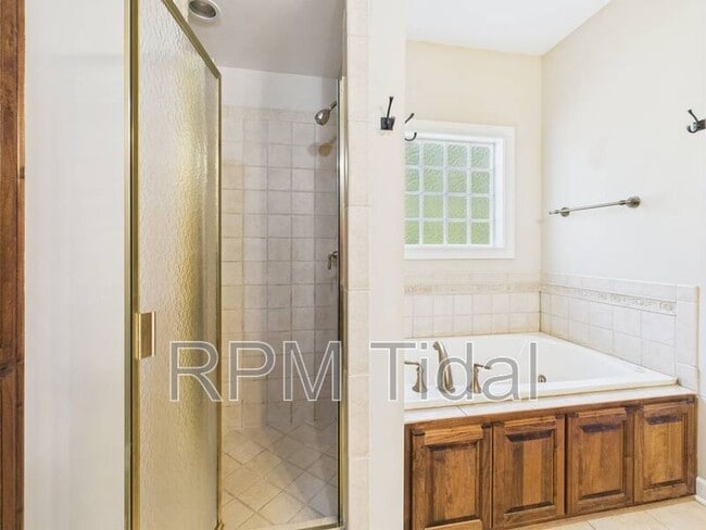 Building Photo - 4905 Burnley Dr