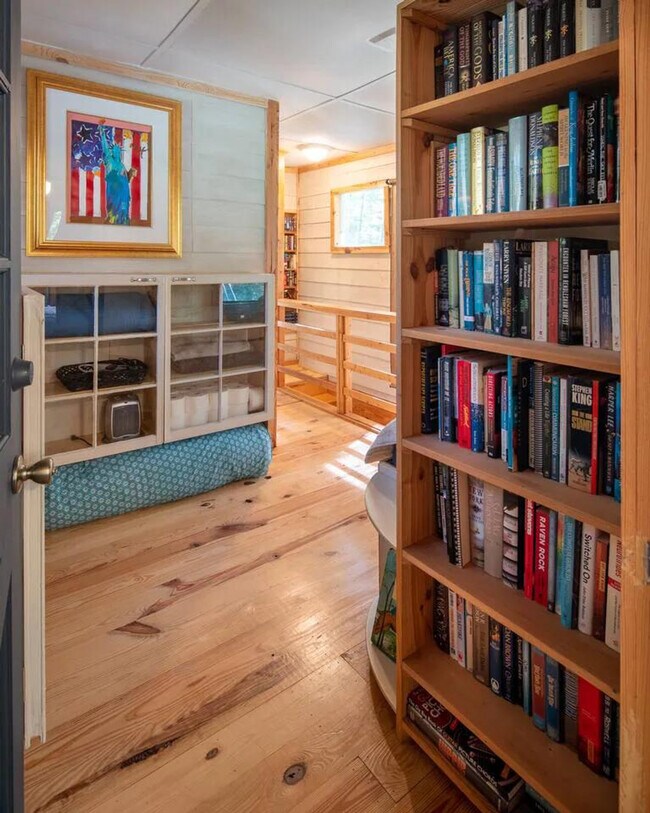 Building Photo - 1939 Crawford Dairy Rd