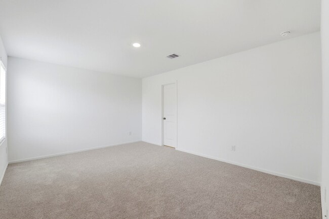 Building Photo - 26815 Rosebay Wds Dr