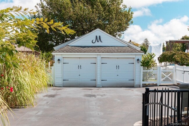 Building Photo - 53 Mowbray Ave