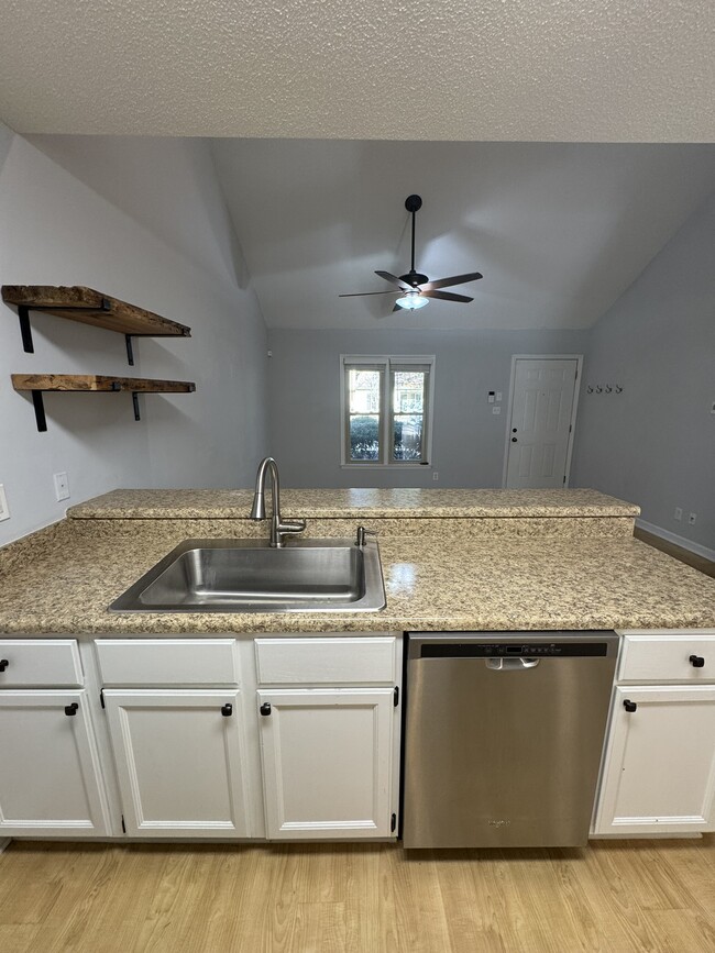 Kitchen - 109 Sparger Springs Ln