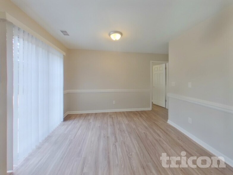 Building Photo - 337 Winding Canyon Dr