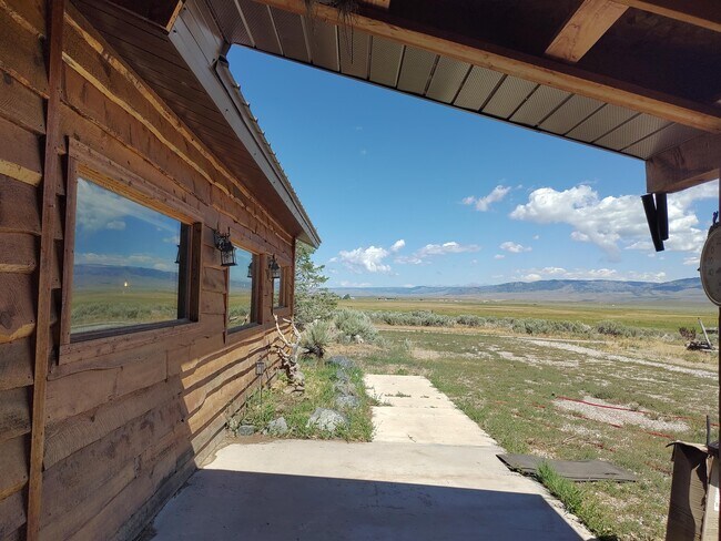 Building Photo - 256 E Fork Big Sandy Rd