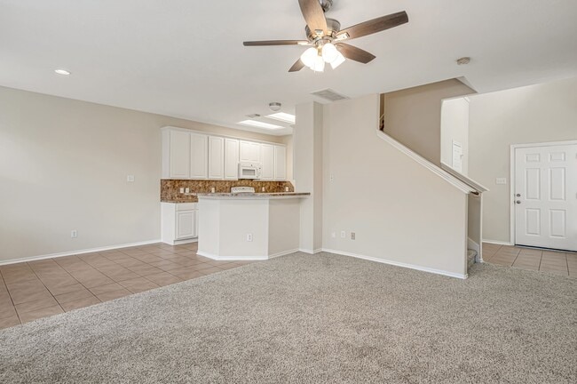 Building Photo - 6213 Stoney Creek Dr