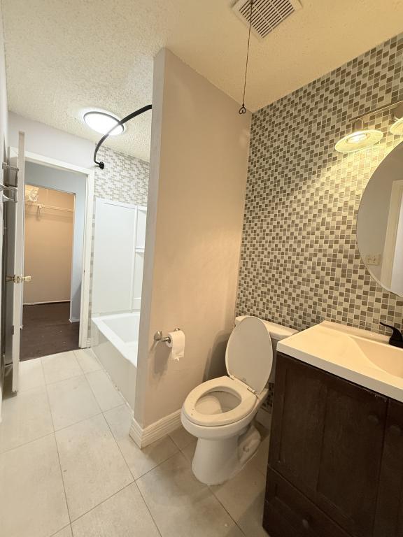 Building Photo - 9383 Pagewood Ln