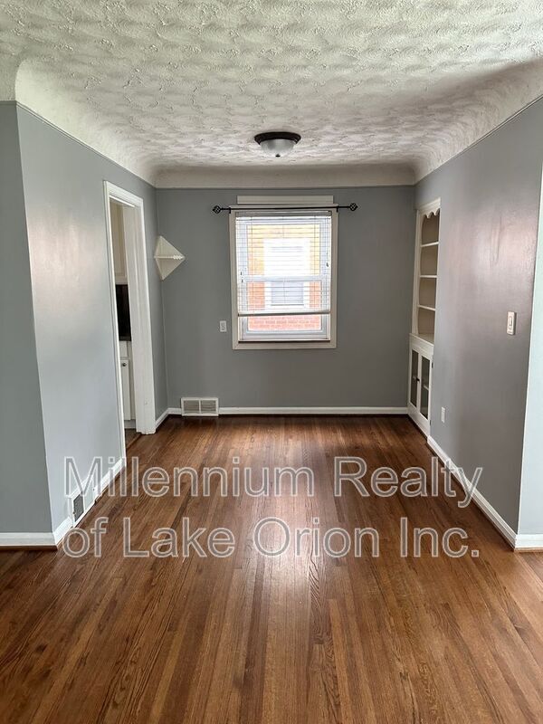 Building Photo - 2224 N Connecticut Ave