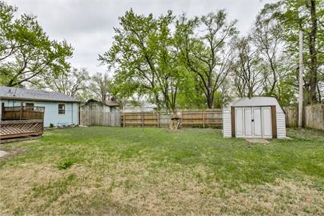 Building Photo - 6310 N 47th St