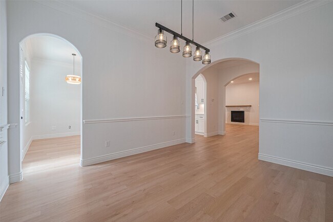 Building Photo - 1514 Olive Park