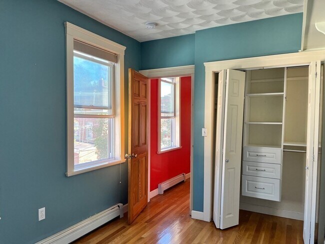 Building Photo - 15 3rd St