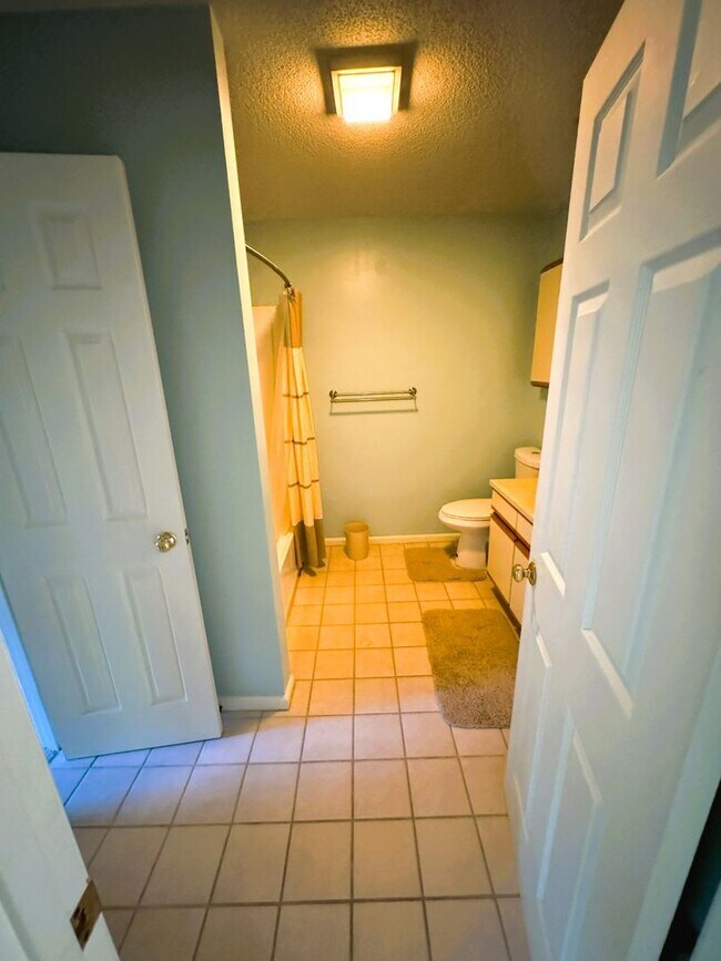 Building Photo - Single Family Home in Harrisonburg