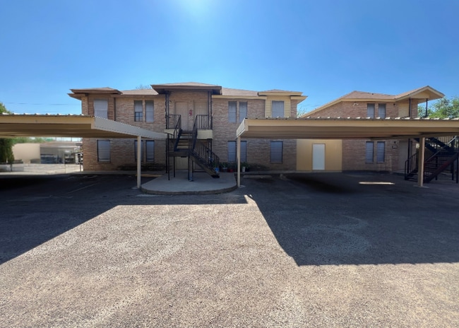 Building Photo - 5120 San Francisco Ave