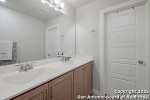 Building Photo - 724 Ft Leonard