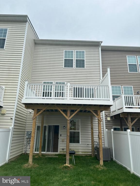 Building Photo - 4703 Six Forks Dr