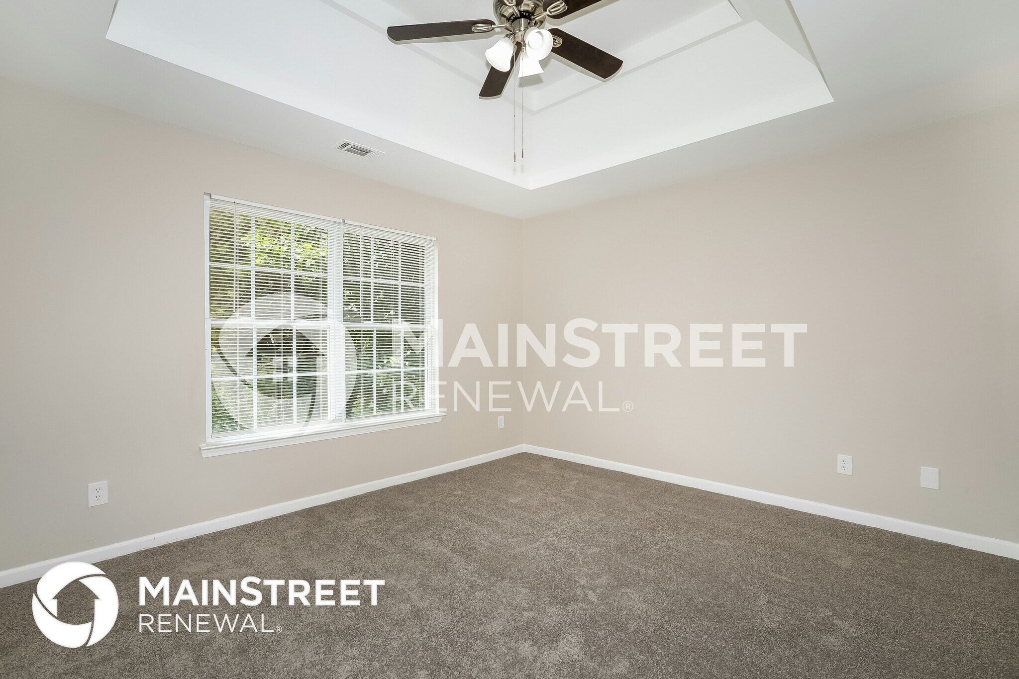 Building Photo - 4830 Tangerine Cir