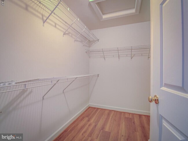 Building Photo - 8410 Chaucer House Ct