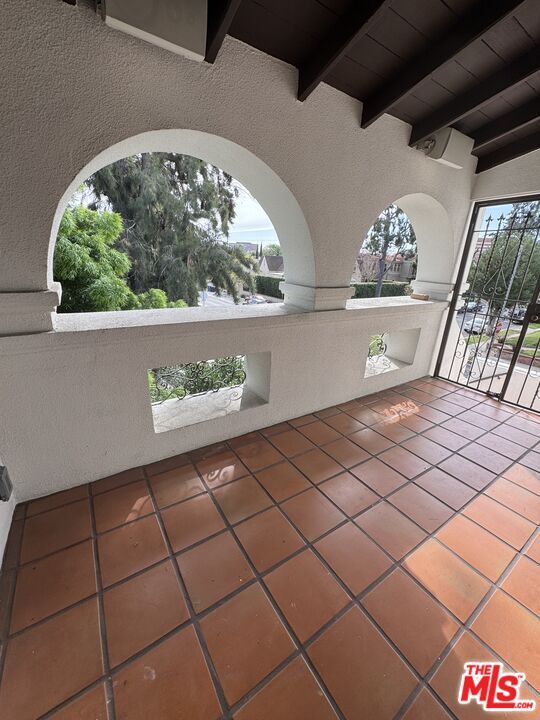 Building Photo - 8283 4th St