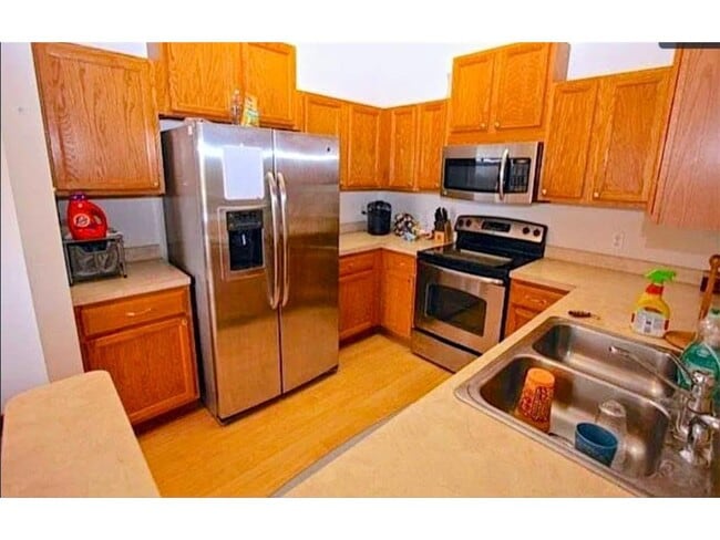 Building Photo - 15784 Flan Ct