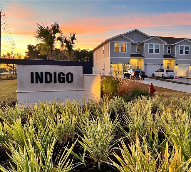 Building Photo - Indigo Townhomes