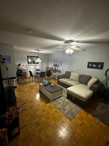 Building Photo - 800 Bearses Way