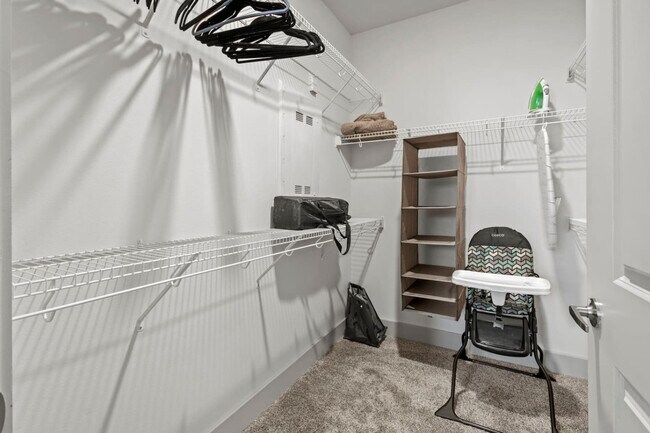 Building Photo - 8122 Midtown Blvd