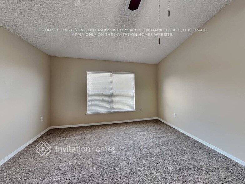 Building Photo - 1800 Brookshire Cir