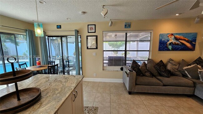 Building Photo - 6731 NW 26th Way