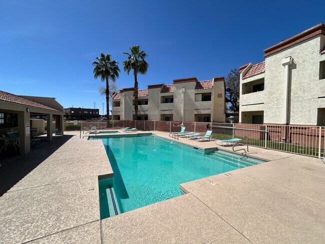 Building Photo - 12123 W Bell Rd