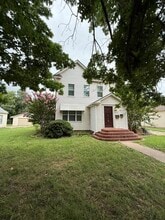 Building Photo - 319 E Thatcher St