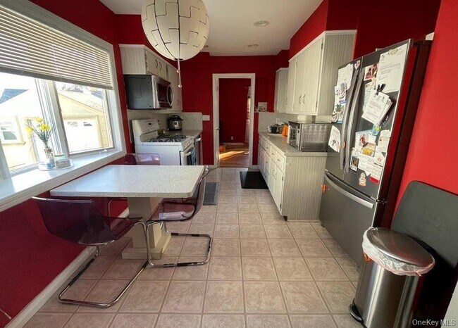 Building Photo - 54 Camden Pl