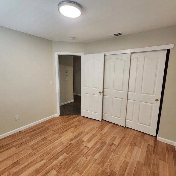 Building Photo - 9919 Tarzo Way