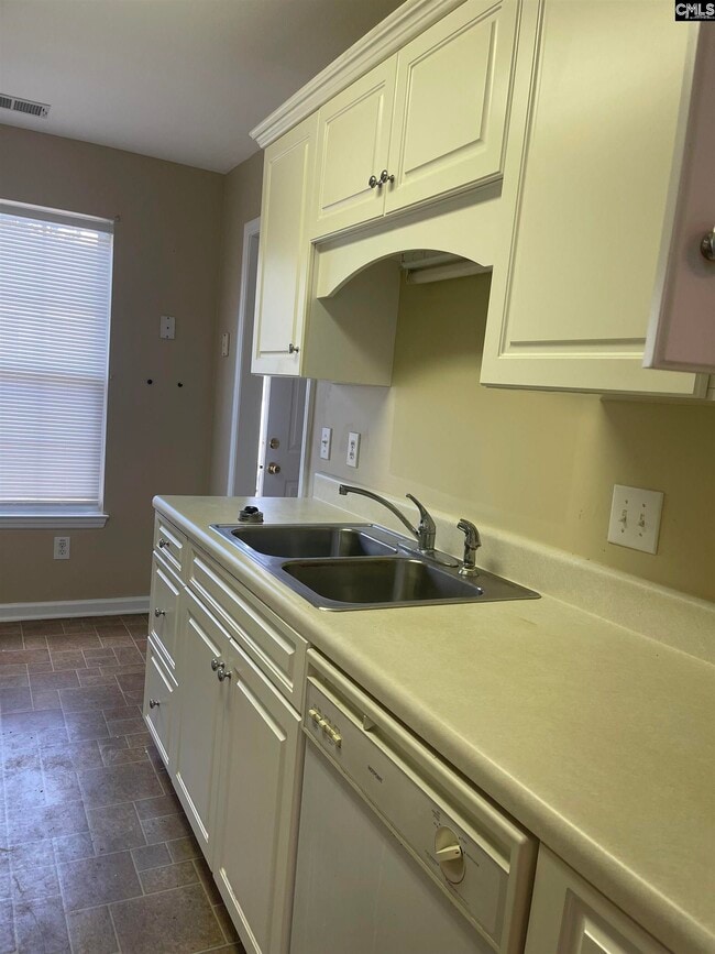 Building Photo - 2332 Mall Terrace Ct
