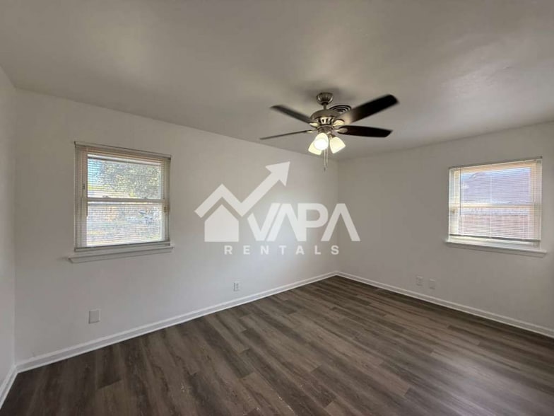 Building Photo - 7119 Westlyn Dr