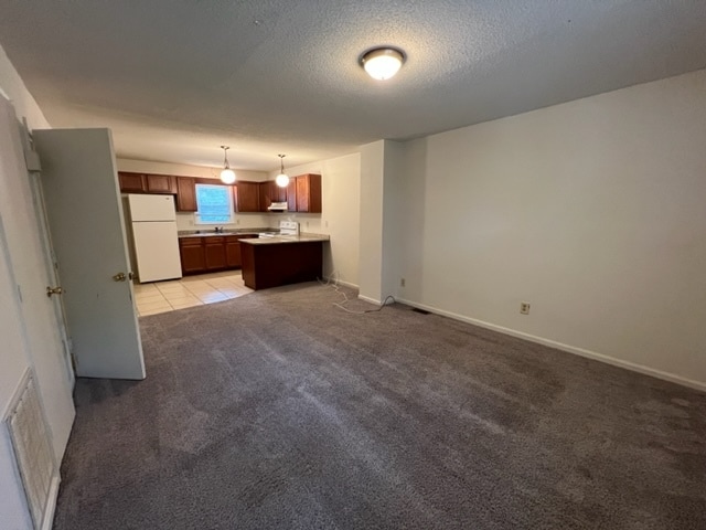 Building Photo - 1 White St