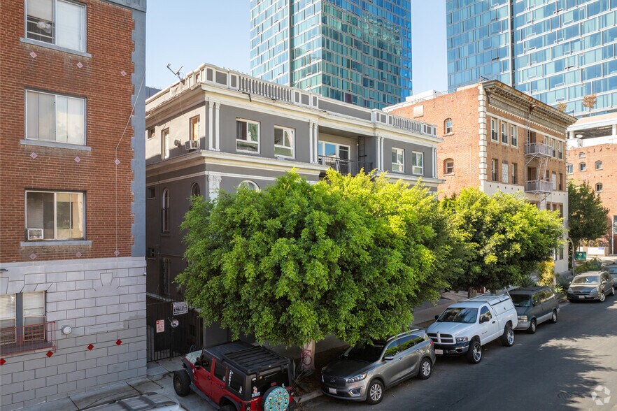 Primary Photo - The Forneaux