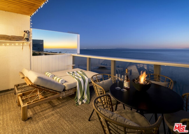 Building Photo - 20638 Pacific Coast Hwy