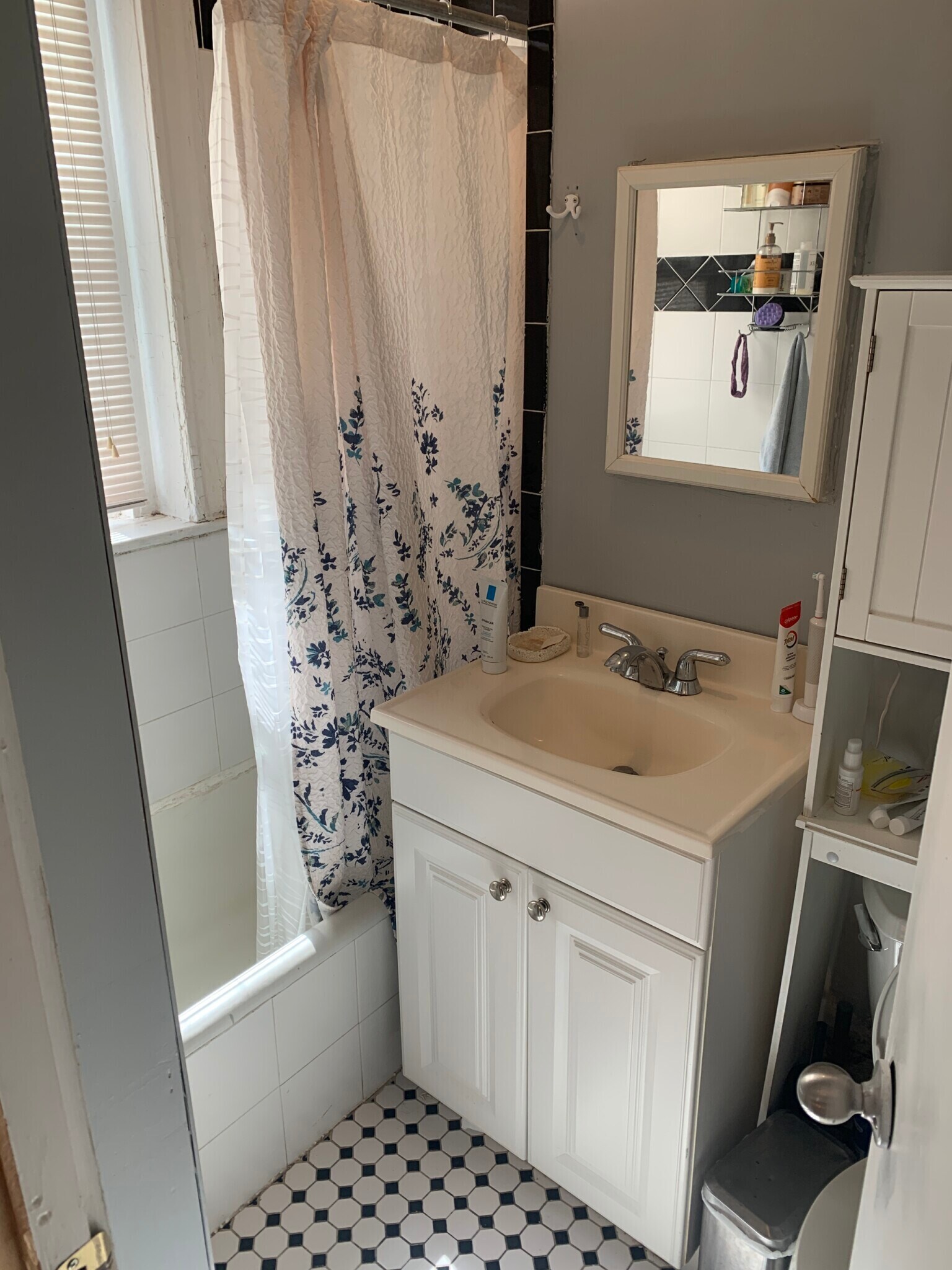 Building Photo - 1629 Commonwealth Ave