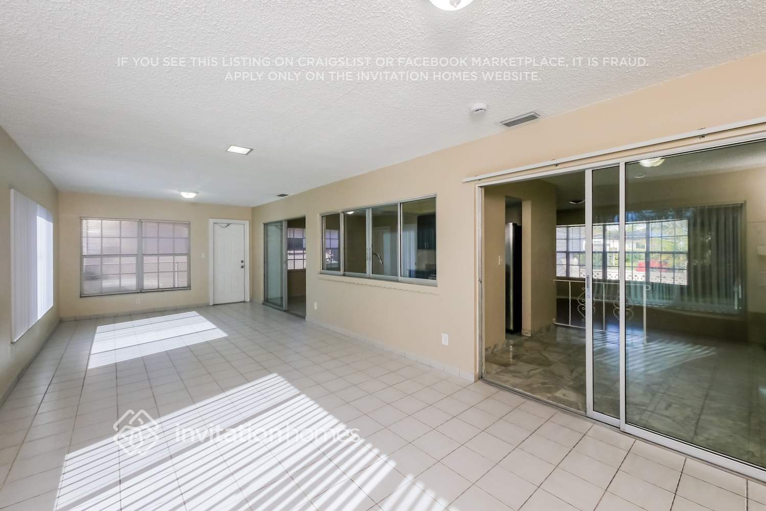 Building Photo - 4916 NW 39th St