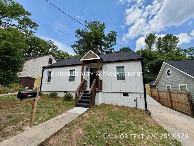 Building Photo - 1255 Campbellton Rd SW