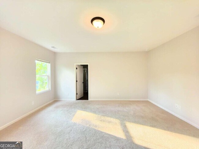 Building Photo - 1427 Chadwick Ridge Ct