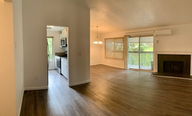 Building Photo - 12626 Ne 118th St, Apt 3