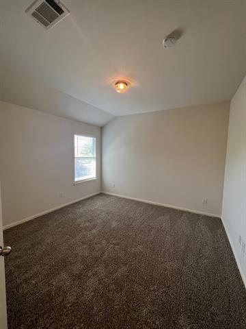 Building Photo - 2000 Meadow Park Dr