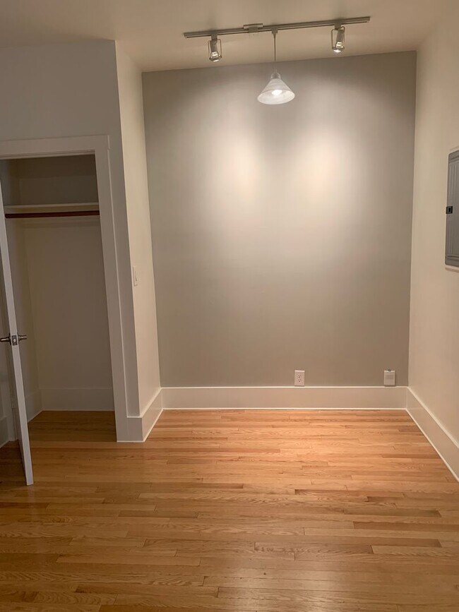 Building Photo - LMAWood