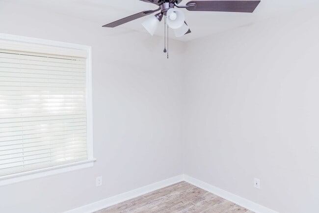 Building Photo - Settle in to this beautiful 3 bed 3 bath in Mechanicsville!