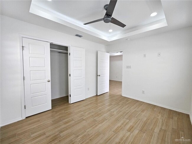 Building Photo - 20 20th St