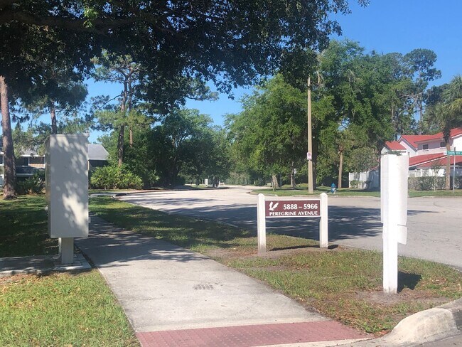 Building Photo - 5942 Peregrine Ave