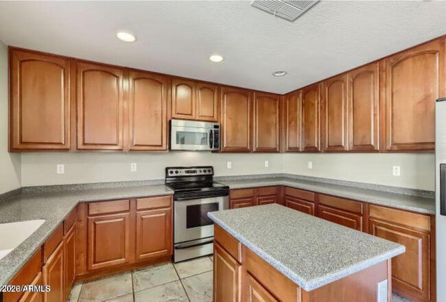 Building Photo - 4750 E Preserve Way
