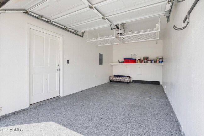 Building Photo - 11260 N 92nd St